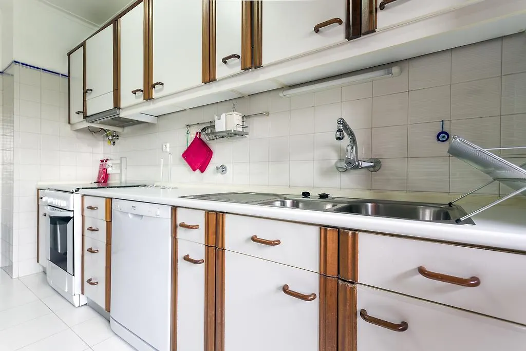 Whome | Damasceno Large Apartment #39 Lisbon